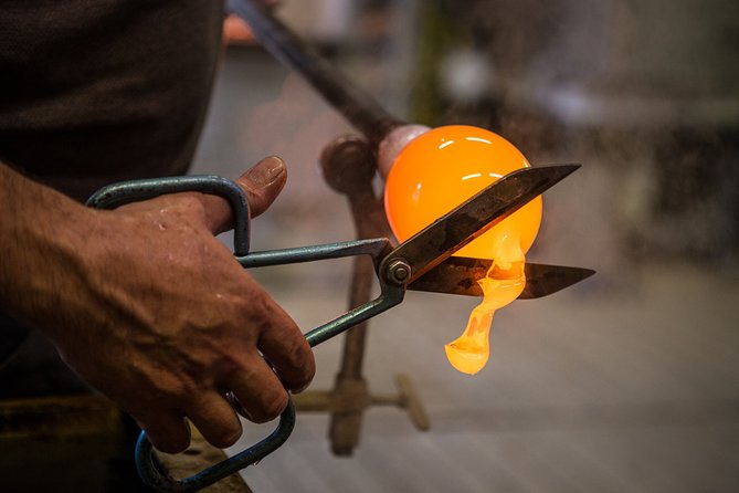 Private Tour on Murano Island: Discover the Art of Artisanal Glassblowing - Overview of the Murano Island Tour