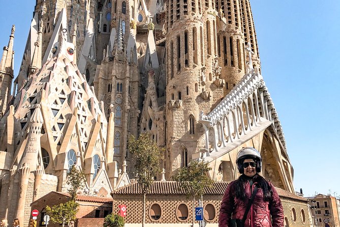 Private Tour on My Scooter! - Discovering Barcelonas Hidden Gems on a Scooter