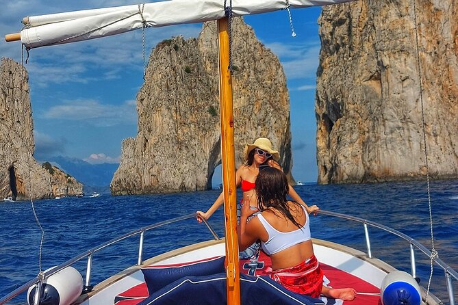 Private Tour on the Classic Gozzo: Discovering Capri 3 Hours - The Sum Up