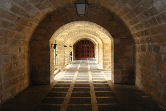 Private Tour: Palma De Mallorca Old Town - Meeting Point and Duration
