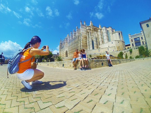 Private Tour: Palma De Mallorca Old Town, Palma Cathedral and Cruise - Admire the Imperial Majesty of the Almudaina Palace