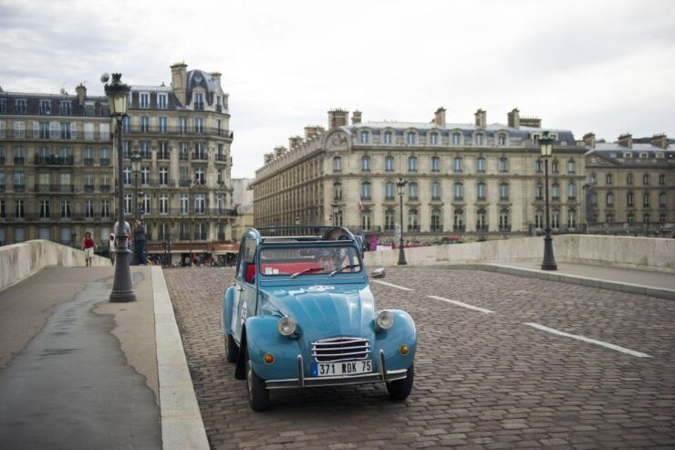 Private Tour Paris Little Known in Citroën 2CV - Duration and Tour Guide