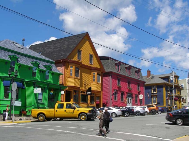 Private Tour: Peggys Cove, Mahone Bay & Lunenburg 8 hrs - FAQ