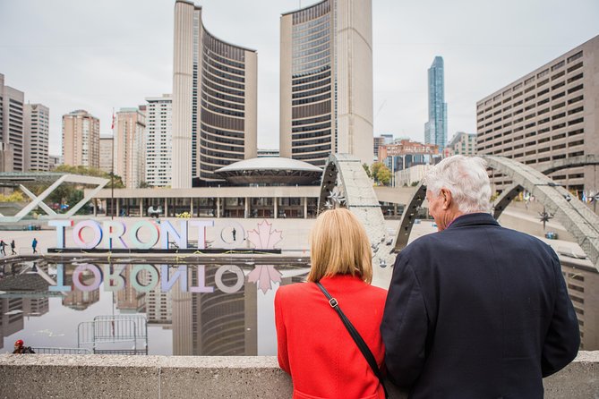 Private Tour: Personal Travel Photographer Tour in Toronto - Photographers Recommendations