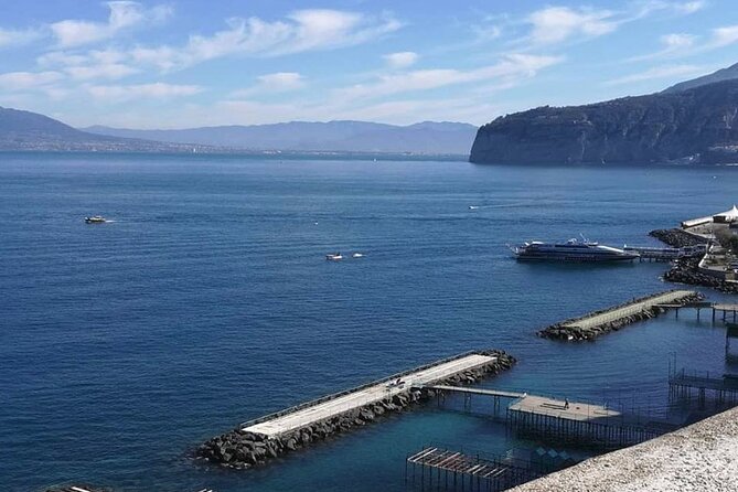 Private Tour Pompeii and Winery - Private Transportation and Maximized Time