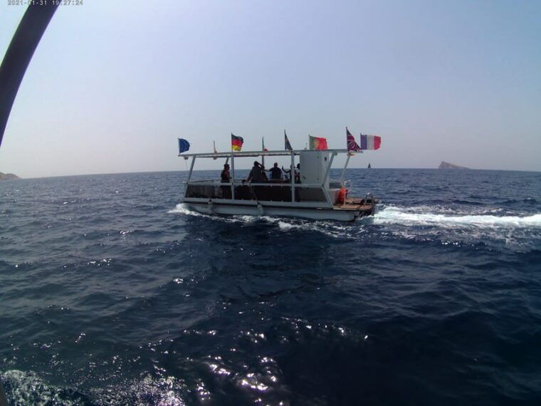 PRIVATE TOUR (PONTON PARTY) - Meeting Point and Accessibility