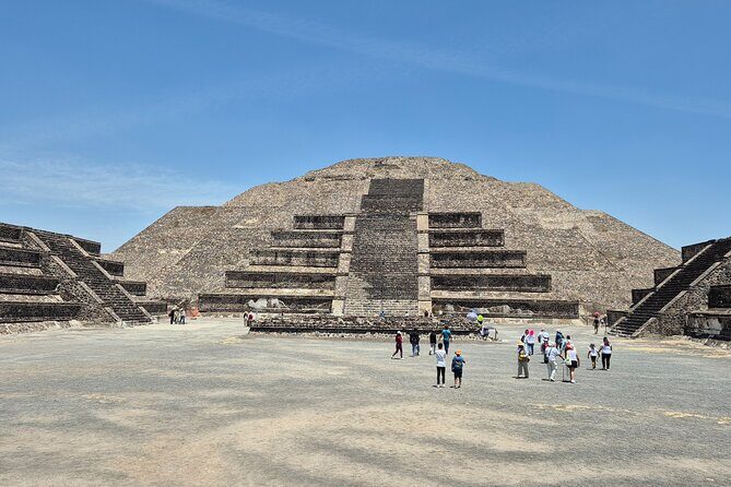 Private Tour Pyramids of Teotihuacán and Guadalupe Basilica up to 4 people - Practical Details and Tips