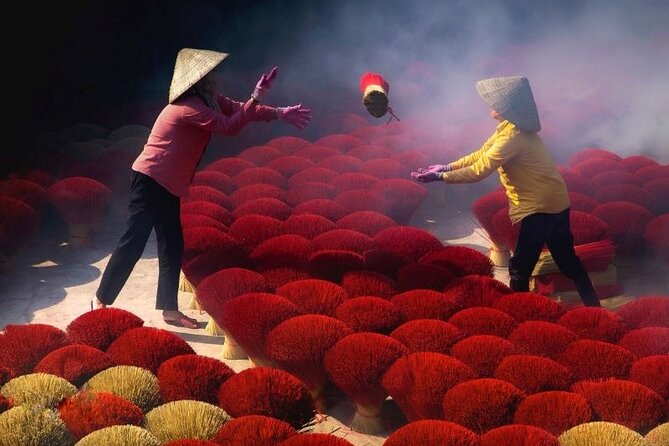Private Tour Quang Phu Cau Incense Village & Train Street Visit - Pricing and Booking Details