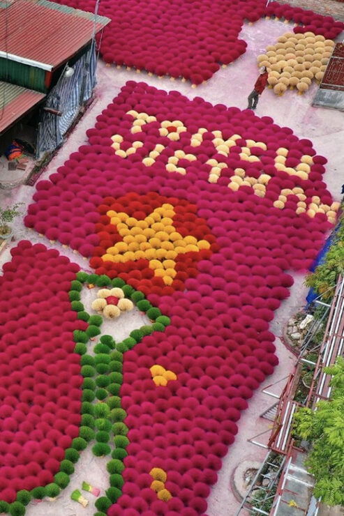 Private Tour: Quang Phu Cau & Perfume Pagoda - Quang Phu Cau Incense Village