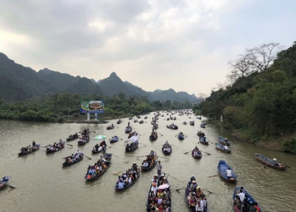 Private Tour: Quang Phu Cau & Perfume Pagoda - What to Expect