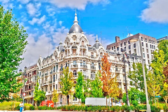 Private Tour: Royal Palace and Walking Tour With Tapas Taste - Additional Information