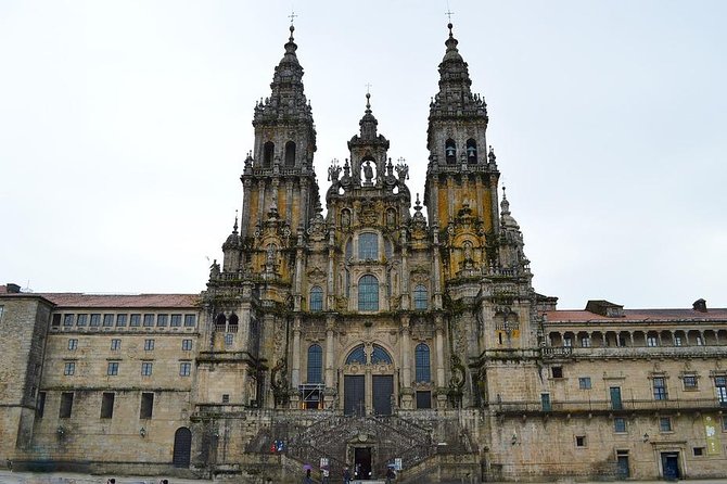Private Tour Santiago De Compostela & Viana Do Castelo From Porto - Pricing and Booking Details