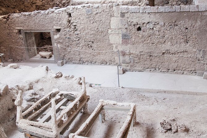 Private Tour: Santorini Highlights With Akrotiri - Meeting Points and Logistics