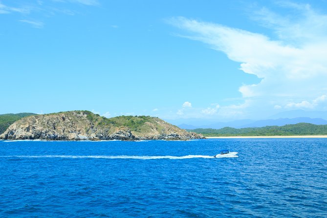 Private Tour Seven Bays, Huatulco HT - Professional Guide and Inclusions