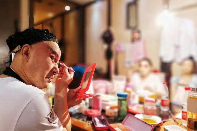 Private Tour: Shichahai, Nanluoguxiang and Peking Opera&dinner - Tour Highlights