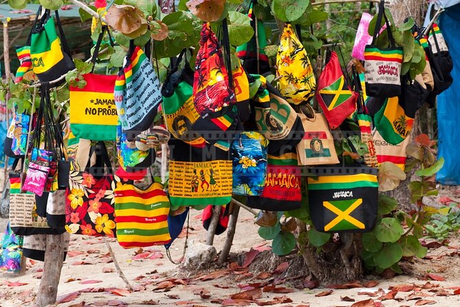 Private Tour Souvenir Shopping in Montego Bay - Unique Local Crafts and Artwork