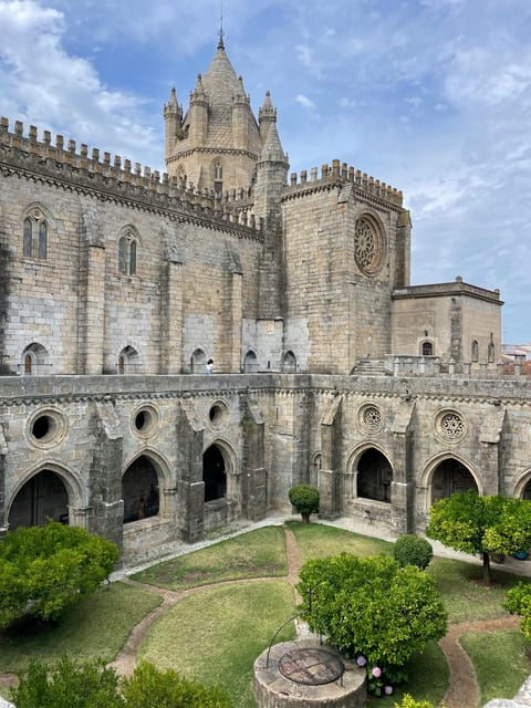 Private Tour: Spent a Day in Evora, the Heart of Alentejo - Transportation and Accessibility