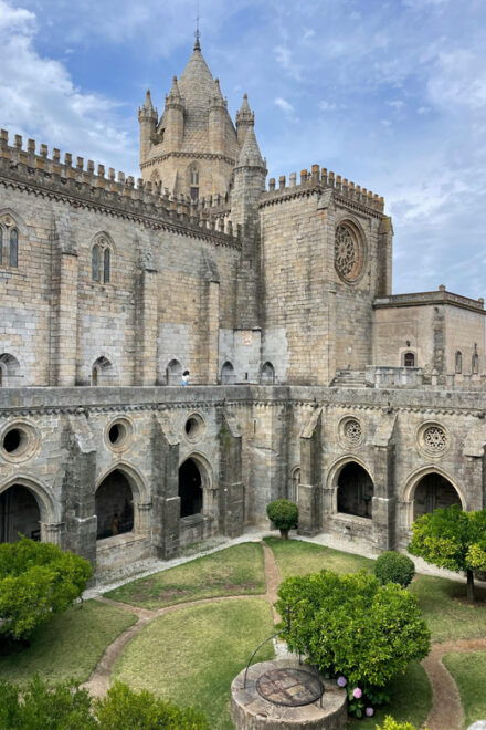 Private Tour: Spent a Day in Evora, the Heart of Alentejo - Exploring Évoras Historic Monuments