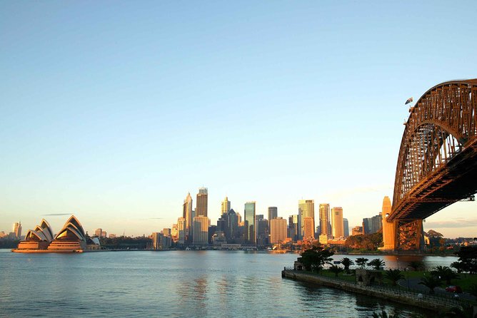 Private Tour: Sydney City Highlights & Hidden Gems - Tour Features