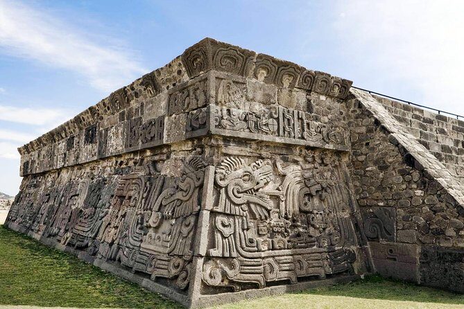 Private Tour: Taxco and Xochicalco Day Trip from Mexico City - A Detailed Look at the Tour Experience