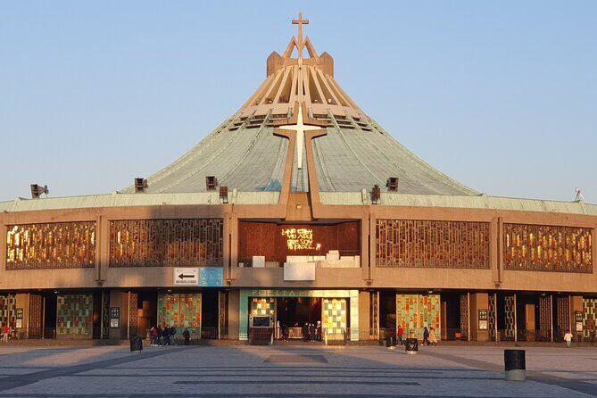 Private Tour Teotihuacan Pyramids & Basilica of Guadalupe - Logistics and Practical Tips