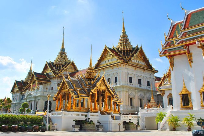 Private Tour: The Best of Bangkok Temples - Half Day - Wat Trimit