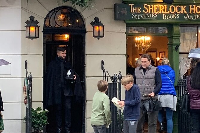 Private Tour: The London of Shakespeare, the Beatles, James Bond and Sherlock Holmes by Traditional - Cancellation Policy and Refunds