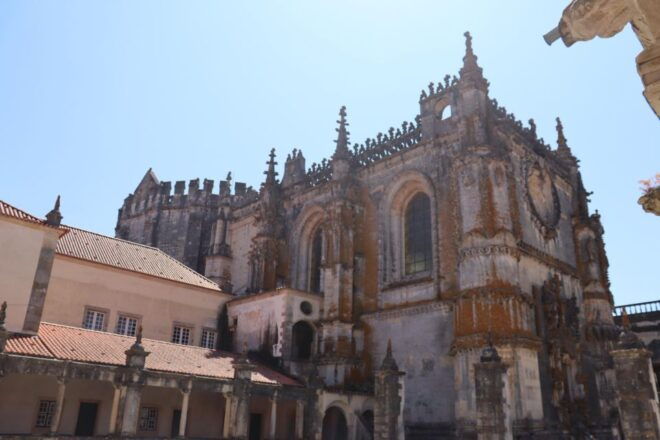 Private Tour Through Tomar, Fátima & Batalha Historic Sites - Inclusions