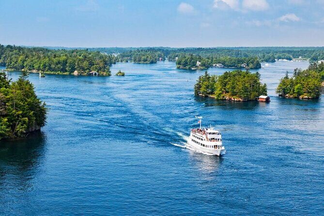 Private Tour to 1000 Islands from Toronto with Castle Boat Cruise - Is It Worth the Price?