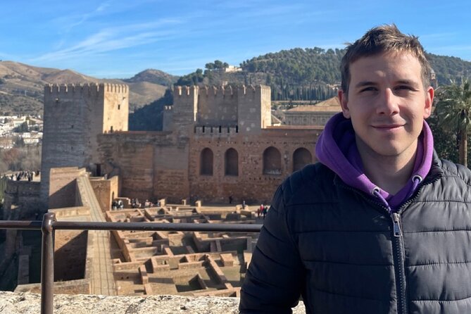 Private Tour to Alhambra and Generalife and Nasrid Palaces - Tour Highlights