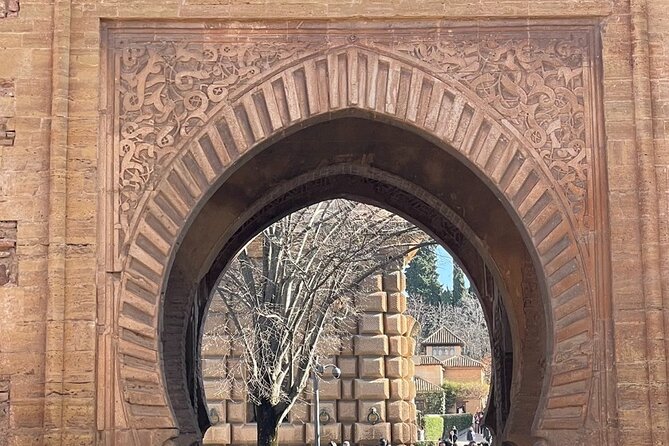 Private Tour to Alhambra and Generalife and Nasrid Palaces - The Sum Up