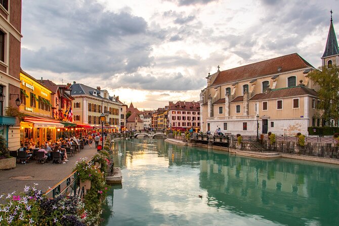 Private Tour to Annecy From Geneva - Sightseeing in Annecy