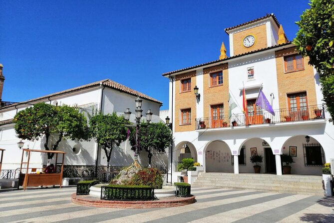 Private Tour to Arcos De La Frontera, El Bosque, and Ubrique From Cadiz - Reservation and Cancellation Policies
