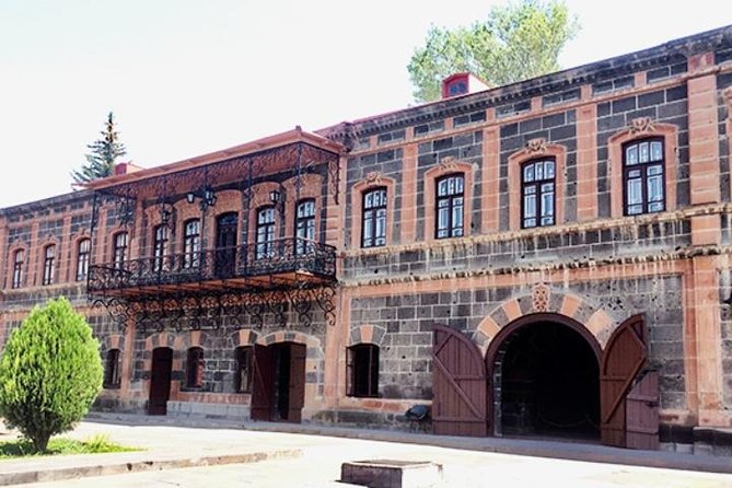 Private Tour to Aruch, Talin, Gyumri - Travel Agency Information