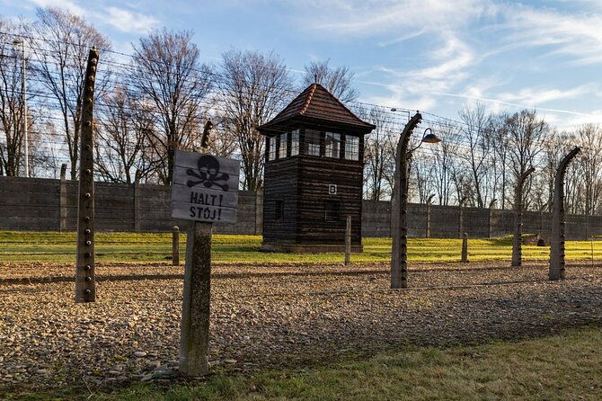 Private Tour to Auschwitz From Prague - Cancellation Policy