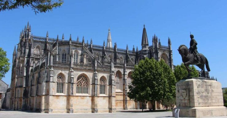Private Tour to Batalha, Nazaré, Óbidos & Wine Tasting - Activity Details