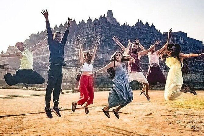 Private Tour to Borobudur and Prambanan - Pickup Details and Refund Policy