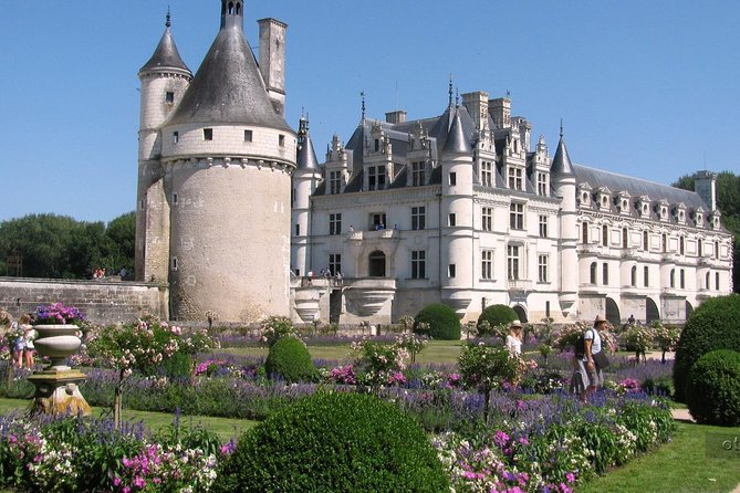Private Tour to Chateau De Chambord From Paris. Tickets Included - Meeting and Pickup Details