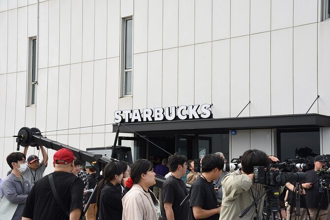 Private Tour to DMZ Outpost & UNESCO Royal Tombs - The Sum Up