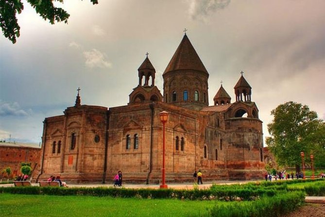 Private Tour to Echmiadzin (St Cathedral), Zvartnots, Khor Virap, Garni, Geghard - Tour Stops