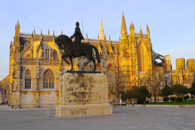 Private Tour to Fátima, Batalha, Nazaré, and Óbidos - Historic Cities