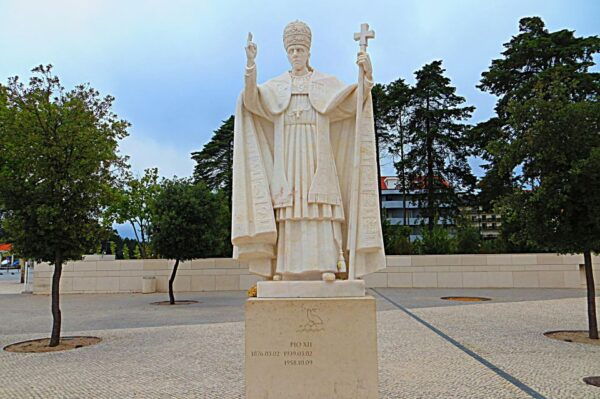 Private Tour to Fatima, Obidos, Batalha, and Nazare - Frequently Asked Questions