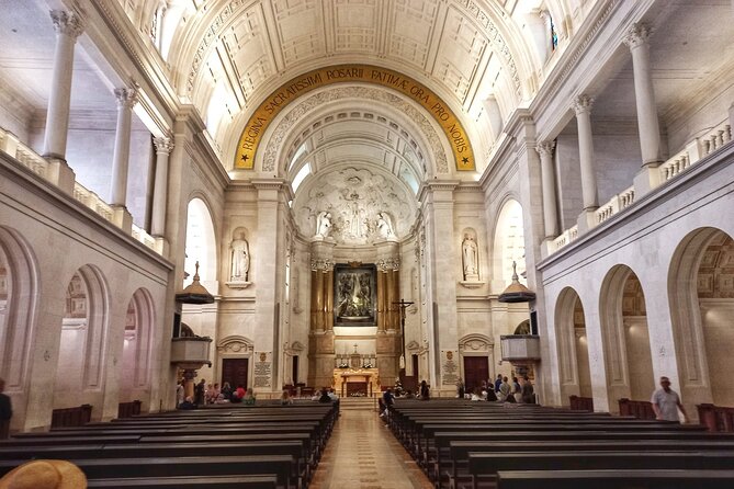 Private Tour to Fátima With an Official Guide - Tour Guide Information