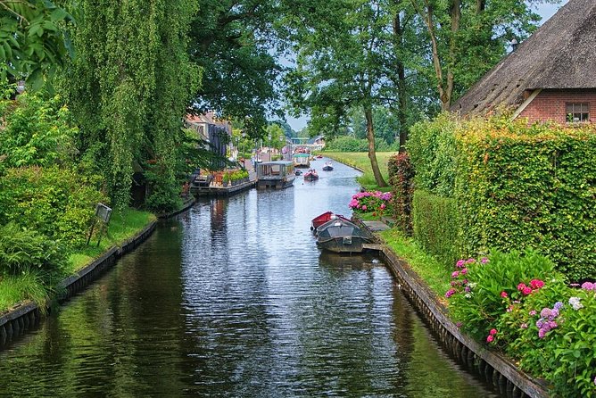 Private Tour to Giethoorn Incl Canal Cruise and Windmills From Amsterdam - Tour Operator Details