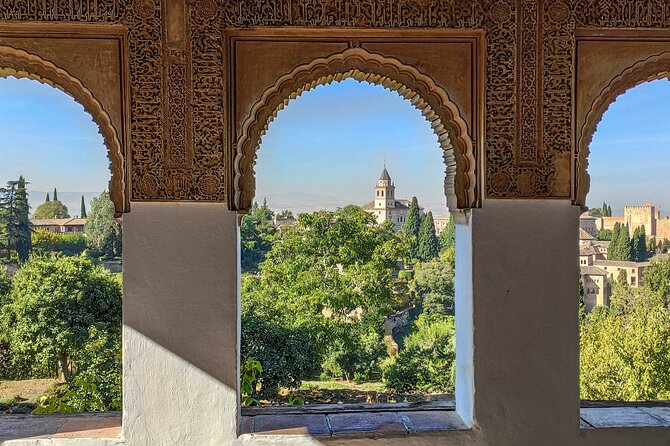 Private Tour to Granada From Seville: the Alhambra, the Generalife and the Albaicín - Questions and Help Center