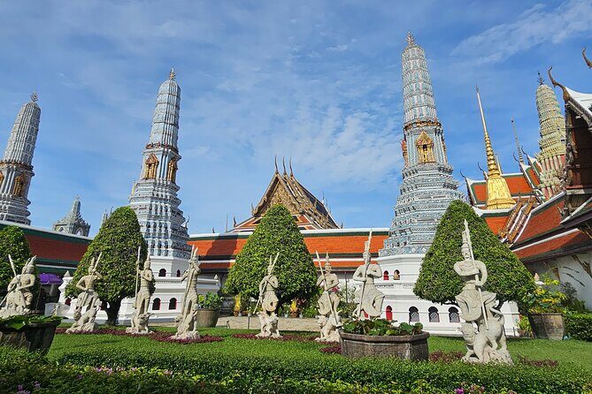 Private Tour to Grand Palace and the Temples of Bangkok - The Itinerary: A Deep Dive into Bangkoks Premier Landmarks