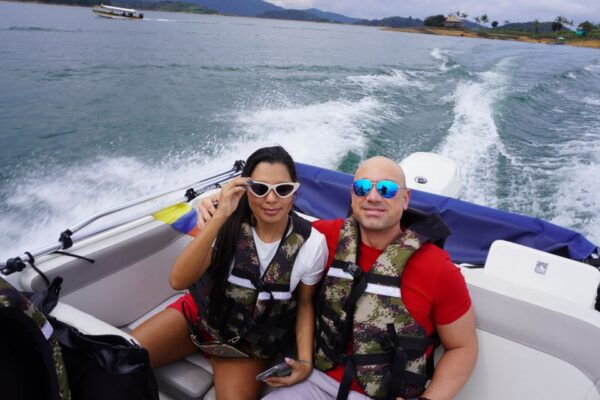 Private Tour to Guatapé and Helicopter Riderockboat - The Sum Up