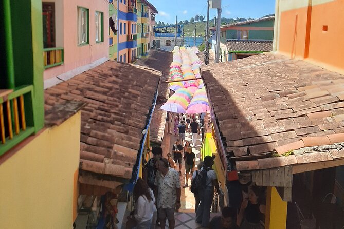 Private Tour to Guatapé and Piedra Del Peñol Full Day. - Reviews