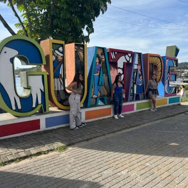 Private Tour to Guatapé & Peñol Rock Day Tour - The Sum Up