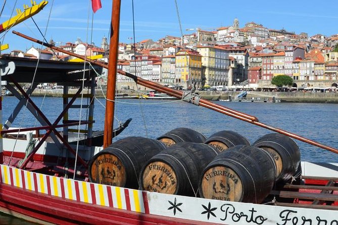 Private Tour to History of Porto & Porto Calem Cellars & Wine Tasting - Porto Se Cathedral